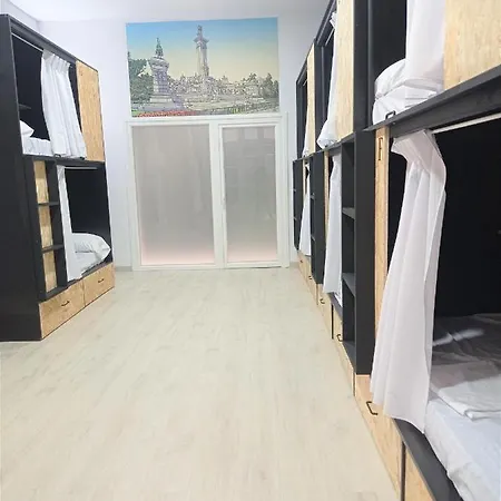 Planeta Hostel *