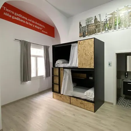 Hostel Planeta Cádiz