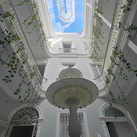 Planeta Vandrarhem Cádiz