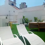 אכסניה Planeta קדיז